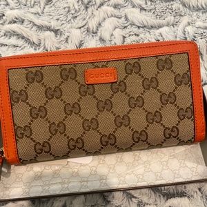 Gucci wallet
